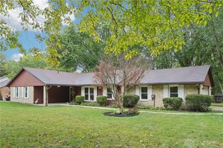 199 Fairfield Pike, Enon Vlg, OH 45323