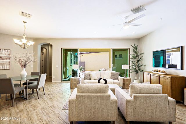 4290 E CYNTHIA Street, Gilbert, AZ 85295