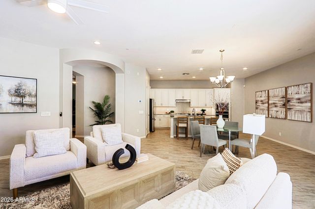 4290 E CYNTHIA Street, Gilbert, AZ 85295