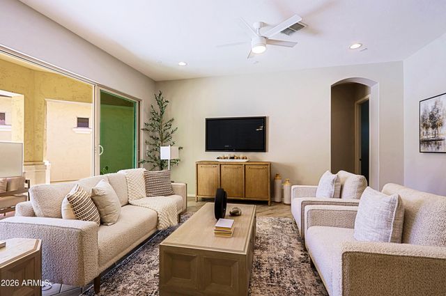 4290 E CYNTHIA Street, Gilbert, AZ 85295
