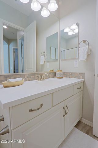 4290 E CYNTHIA Street, Gilbert, AZ 85295