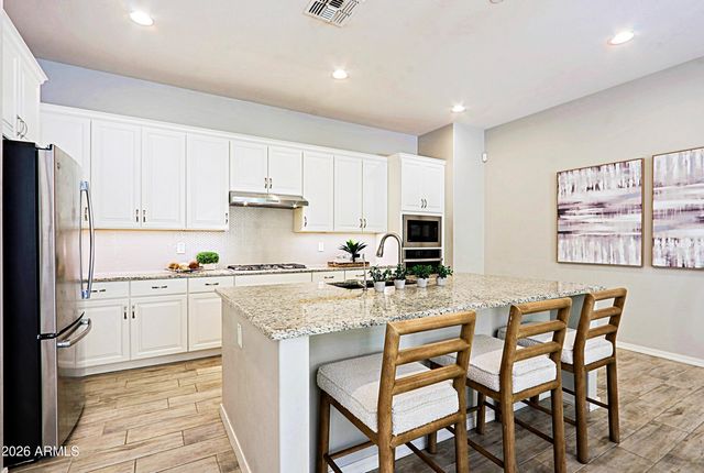 4290 E CYNTHIA Street, Gilbert, AZ 85295
