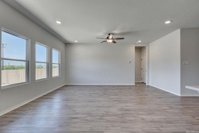 14239 Wolf View, San Antonio, TX 78252