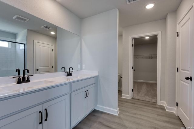 14239 Wolf View, San Antonio, TX 78252