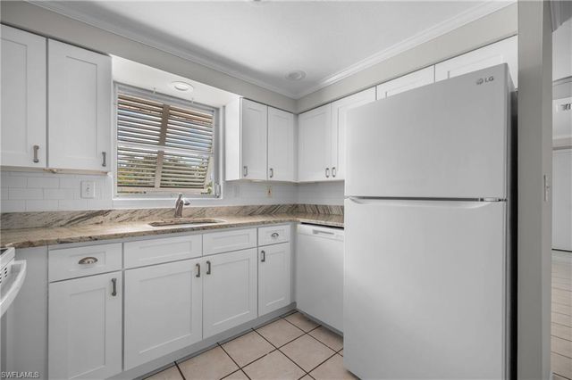 2480 Manasota Beach RD, Englewood, FL 34223