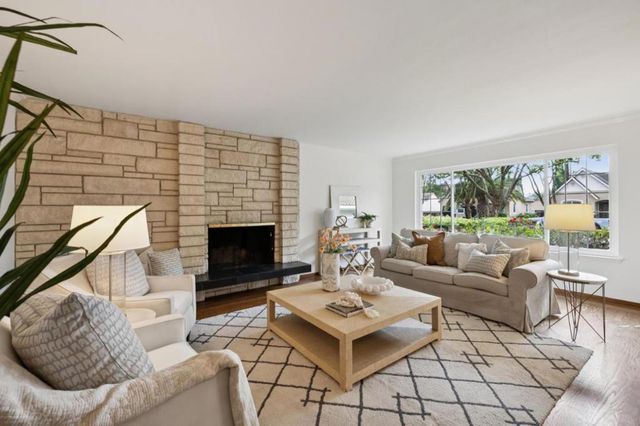 390 Hobart Avenue, San Mateo, CA 94402