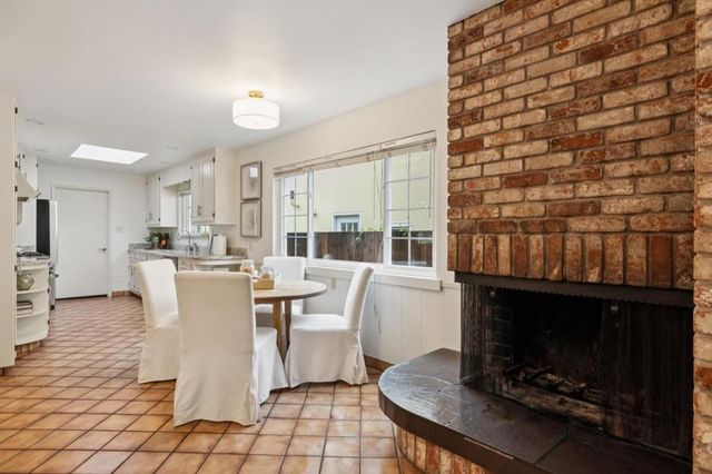 390 Hobart Avenue, San Mateo, CA 94402