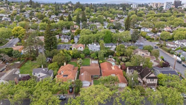 390 Hobart Avenue, San Mateo, CA 94402