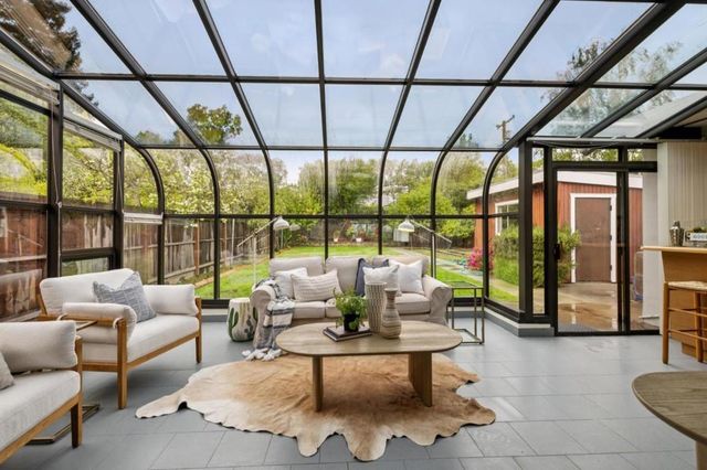 390 Hobart Avenue, San Mateo, CA 94402