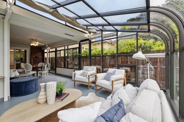 390 Hobart Avenue, San Mateo, CA 94402