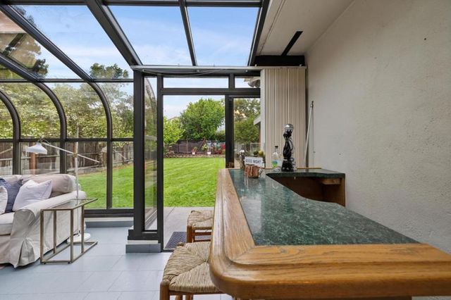 390 Hobart Avenue, San Mateo, CA 94402