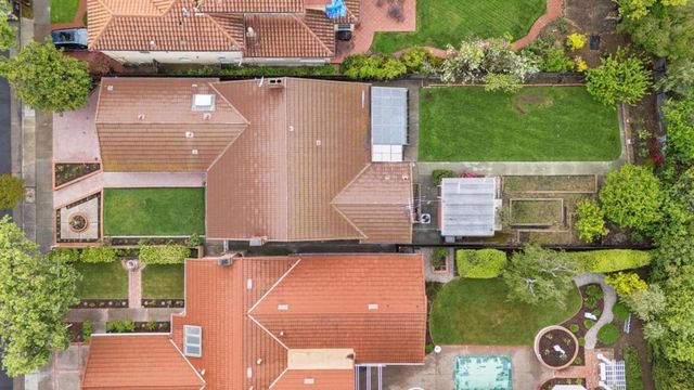 390 Hobart Avenue, San Mateo, CA 94402