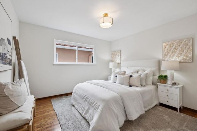 390 Hobart Avenue, San Mateo, CA 94402