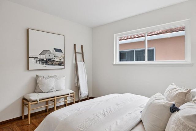 390 Hobart Avenue, San Mateo, CA 94402