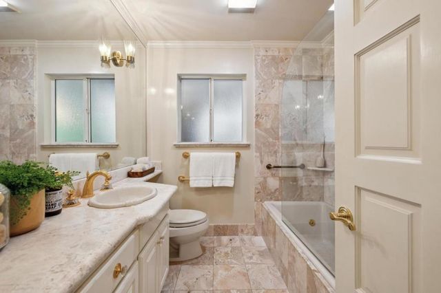 390 Hobart Avenue, San Mateo, CA 94402