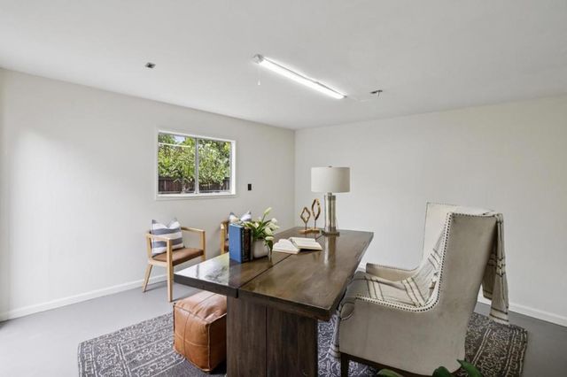 390 Hobart Avenue, San Mateo, CA 94402