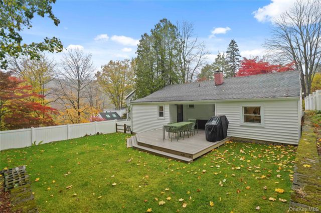 80 Bischoff Avenue, Chappaqua, NY 10514
