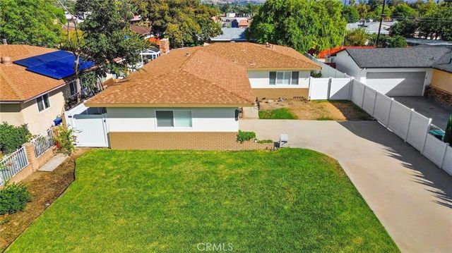 3025 N Alameda Avenue, San Bernardino, CA 92404