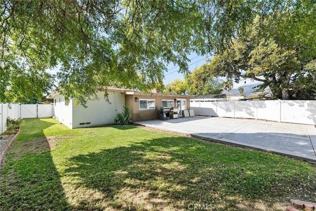 3025 N Alameda Avenue, San Bernardino, CA 92404