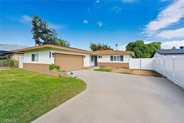 3025 N Alameda Avenue, San Bernardino, CA 92404