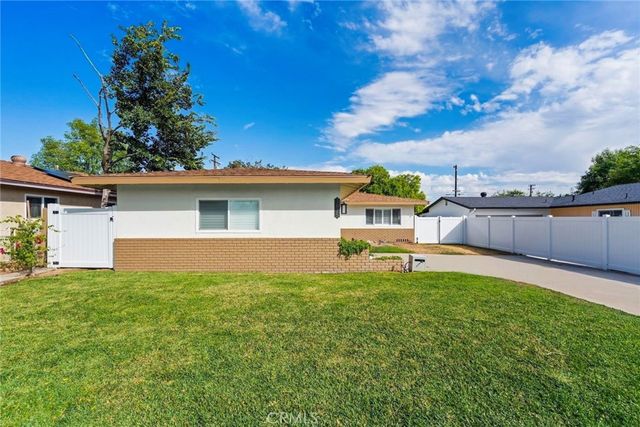 3025 N Alameda Avenue, San Bernardino, CA 92404