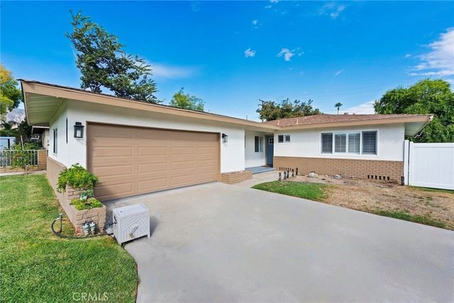 3025 N Alameda Avenue, San Bernardino, CA 92404