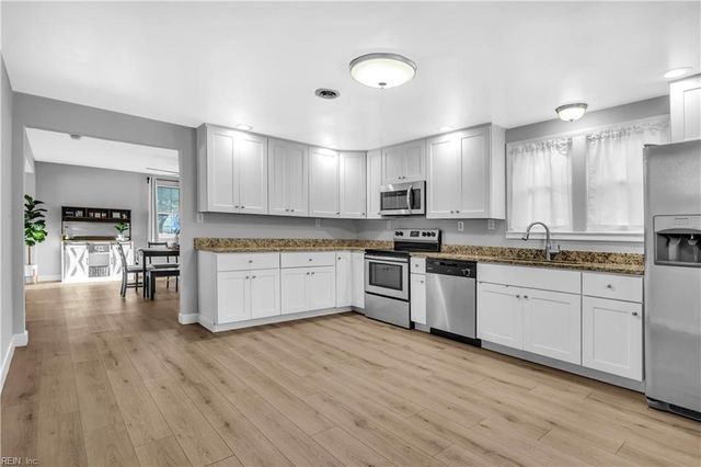 4138 3rd ST, Chesapeake, VA 23324