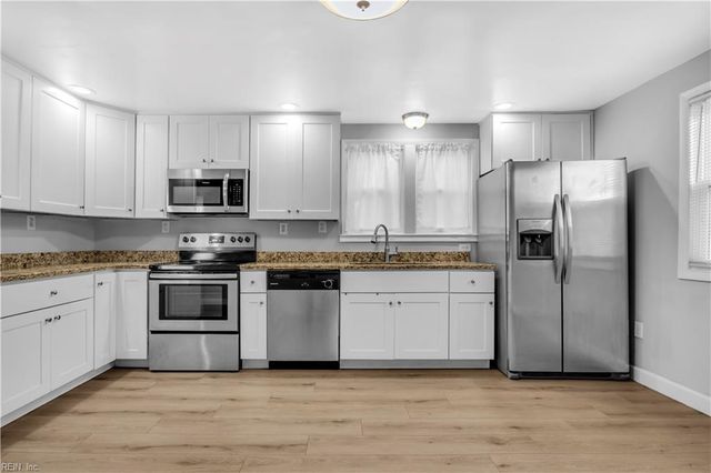 4138 3rd ST, Chesapeake, VA 23324