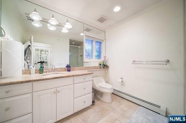 4 Mellon Lane, Tenafly, NJ 07670