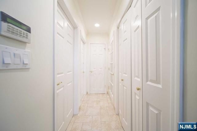 4 Mellon Lane, Tenafly, NJ 07670