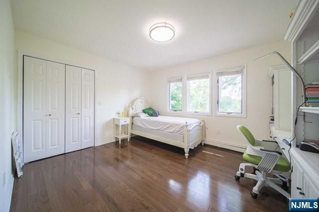 4 Mellon Lane, Tenafly, NJ 07670