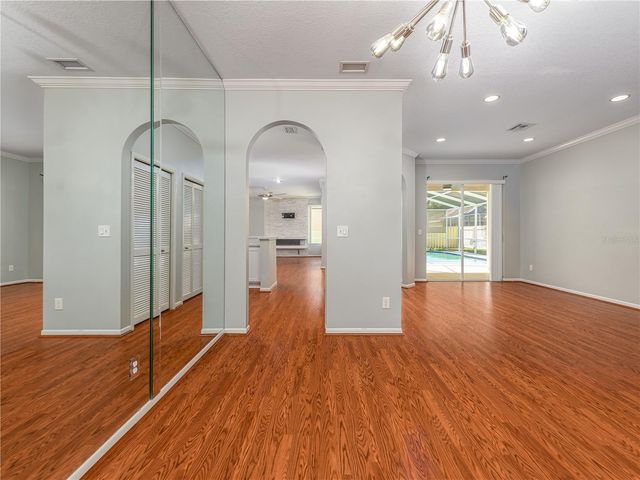 9317 HERITAGE OAK COURT, Tampa, FL 33647