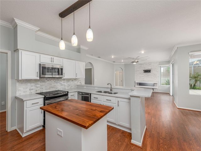 9317 HERITAGE OAK COURT, Tampa, FL 33647
