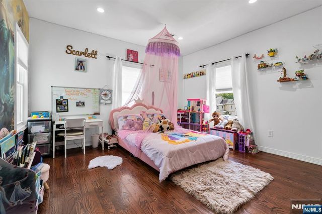 153 Mt Vernon Street, Ridgefield Park, NJ 07660