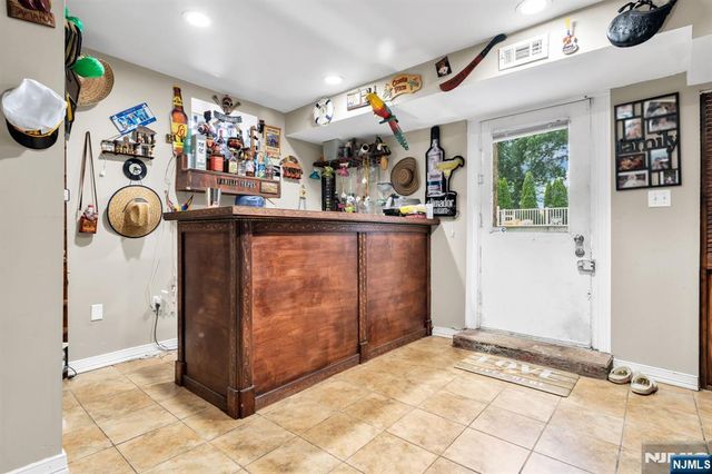 153 Mt Vernon Street, Ridgefield Park, NJ 07660