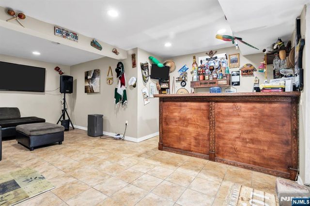 153 Mt Vernon Street, Ridgefield Park, NJ 07660