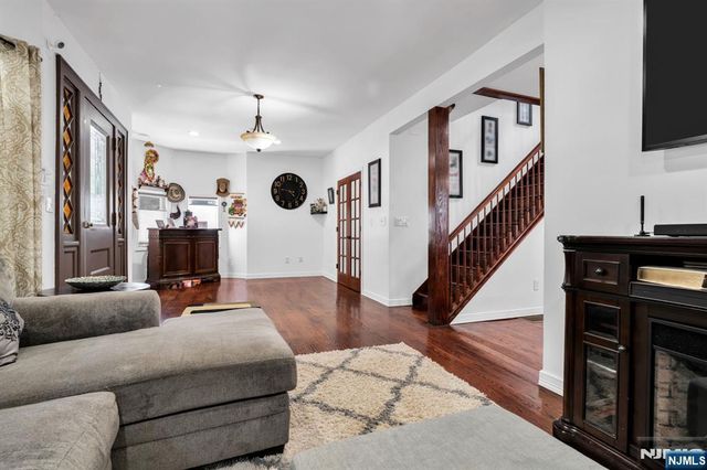 153 Mt Vernon Street, Ridgefield Park, NJ 07660