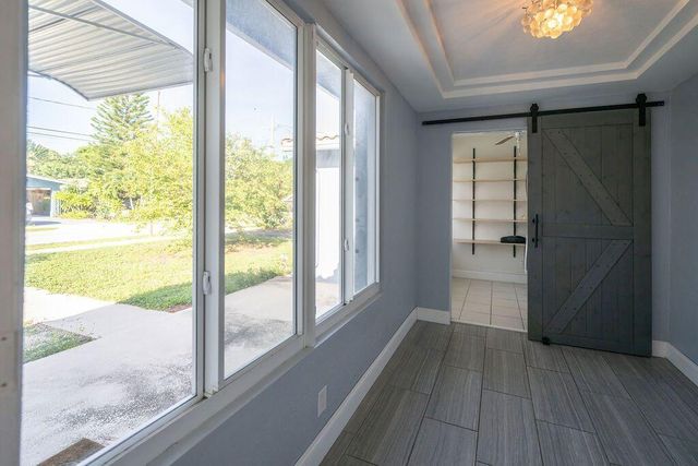 902 NE 34th Street, Oakland Park, FL 33334