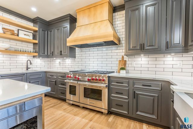 2508 W Sleigh Creek Cir Circle, Sioux Falls, SD 57108