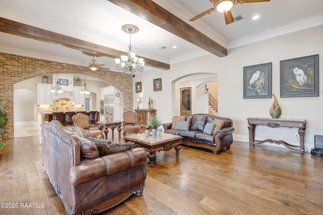 7503 Sugar Oaks Road, New Iberia, LA 70563