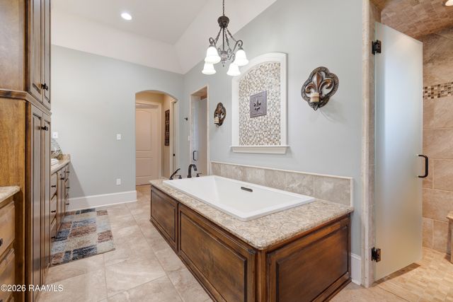 7503 Sugar Oaks Road, New Iberia, LA 70563