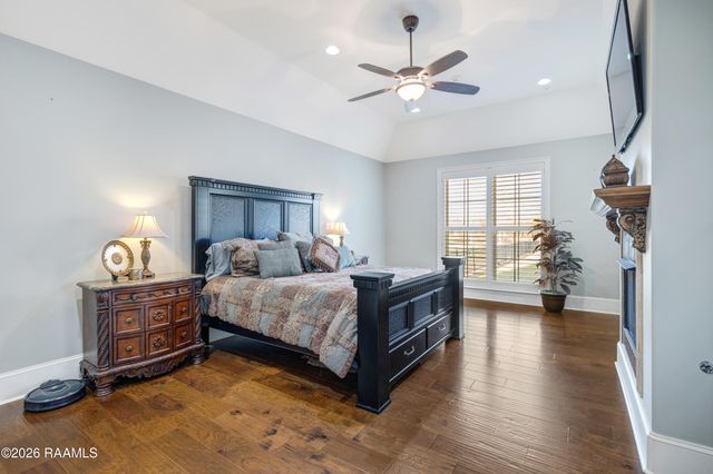 7503 Sugar Oaks Road, New Iberia, LA 70563