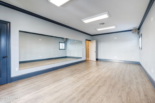 7503 Sugar Oaks Road, New Iberia, LA 70563