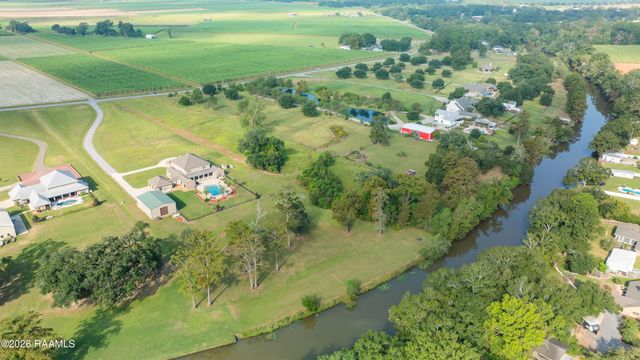 7503 Sugar Oaks Road, New Iberia, LA 70563