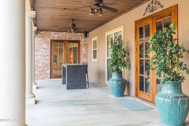 7503 Sugar Oaks Road, New Iberia, LA 70563