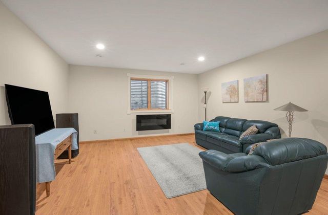 1330 157th Avenue NE, Ham Lake, MN 55304