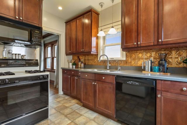 4211 Humboldt Avenue N, Minneapolis, MN 55412