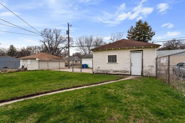 4211 Humboldt Avenue N, Minneapolis, MN 55412