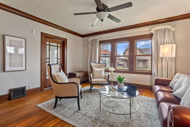 4211 Humboldt Avenue N, Minneapolis, MN 55412