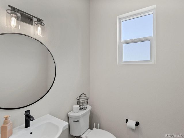 5194 Vivian Street, Wheat Ridge, CO 80033